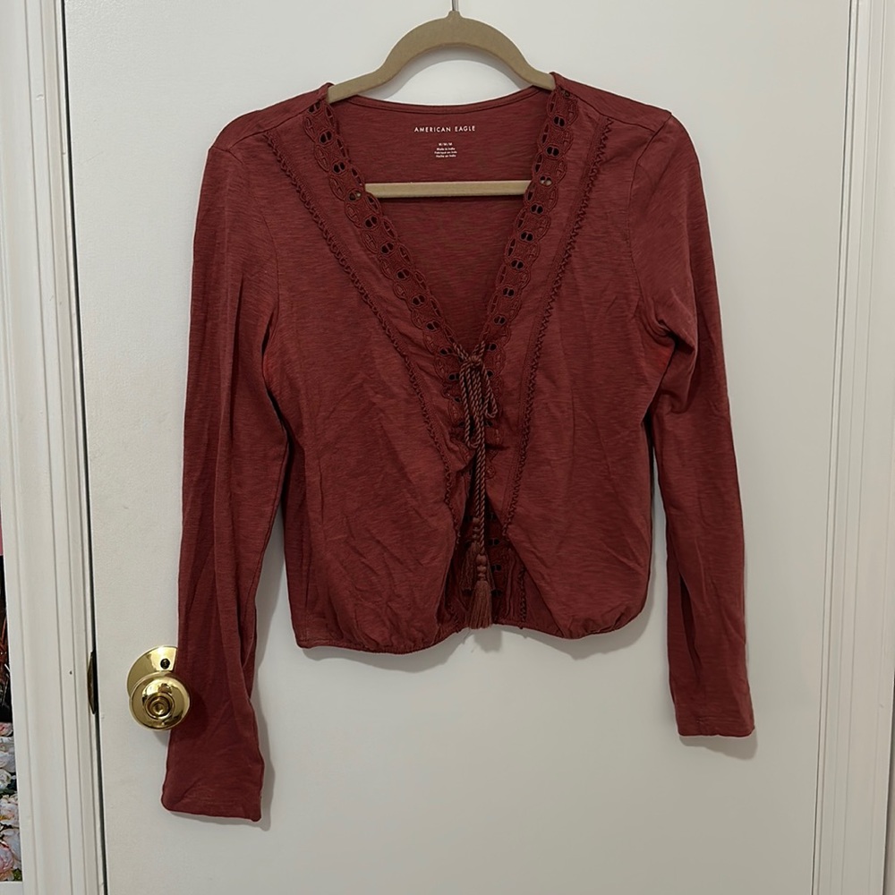 American Eagle pink top!